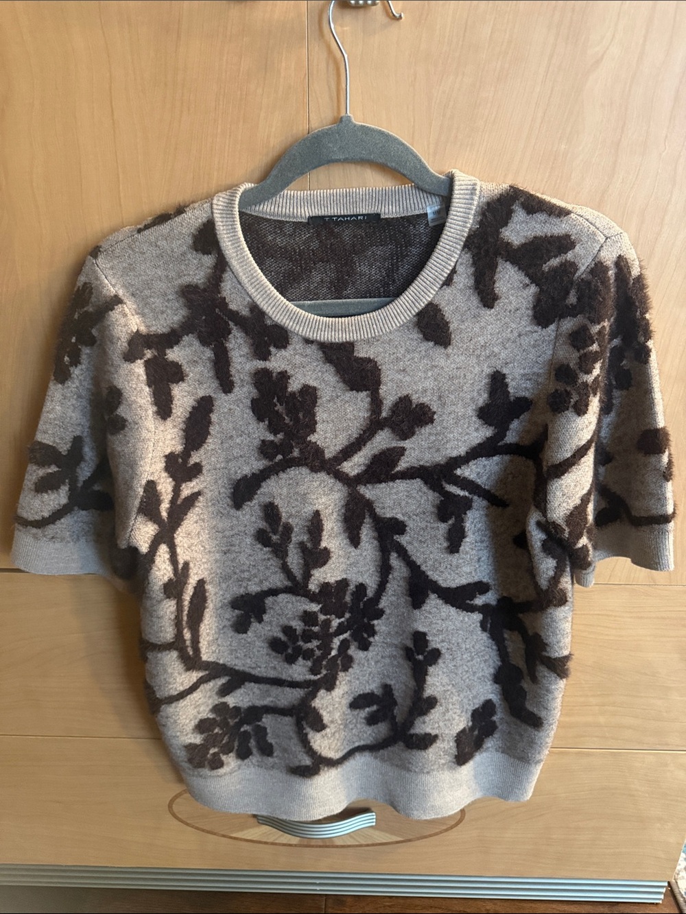 T Tahari sweater